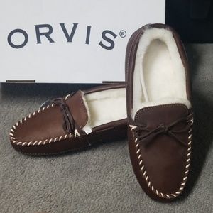 Orvis men's leather slippers sz. 9 nwt! In box
